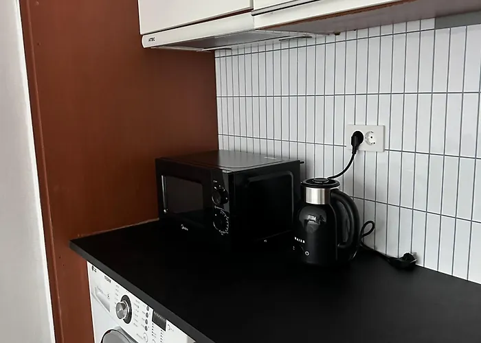 Oreo Chacha - 1 Min Walk To Hongdae Station - Free Luggage Storage