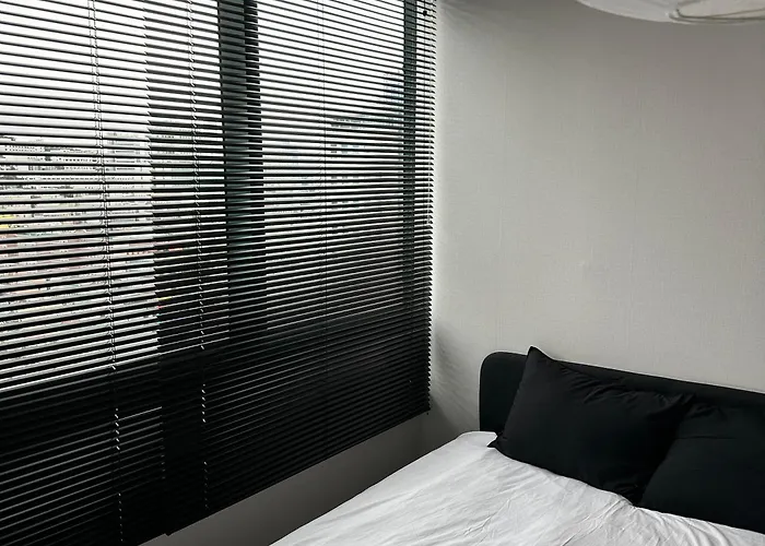 아파트 Oreo Chacha - 1 Min Walk To Hongdae Station - Free Luggage Storage *