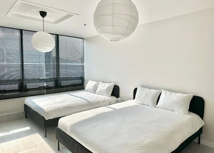 아파트 Oreo Chacha - 1 Min Walk To Hongdae Station - Free Luggage Storage *