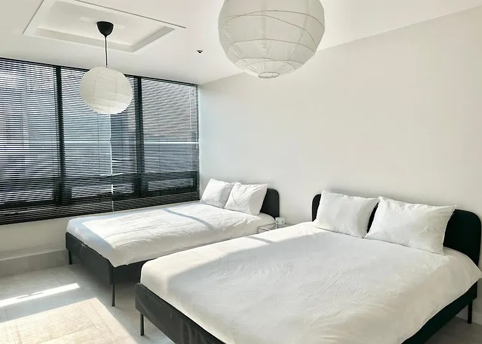 아파트 Oreo Chacha - 1 Min Walk To Hongdae Station - Free Luggage Storage *