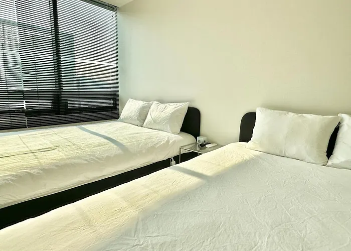 Oreo Chacha - 1 Min Walk To Hongdae Station - Free Luggage Storage 아파트 서울특별시