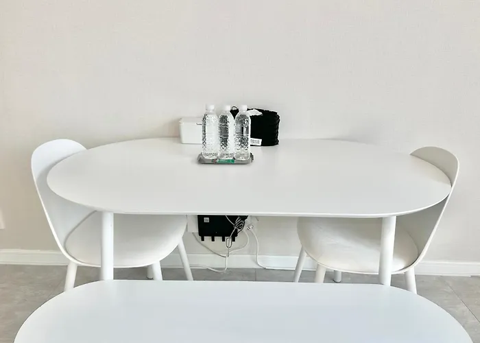Oreo Chacha - 1 Min Walk To Hongdae Station - Free Luggage Storage 아파트