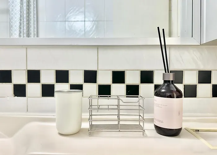 Oreo Chacha - 1 Min Walk To Hongdae Station - Free Luggage Storage * 서울특별시